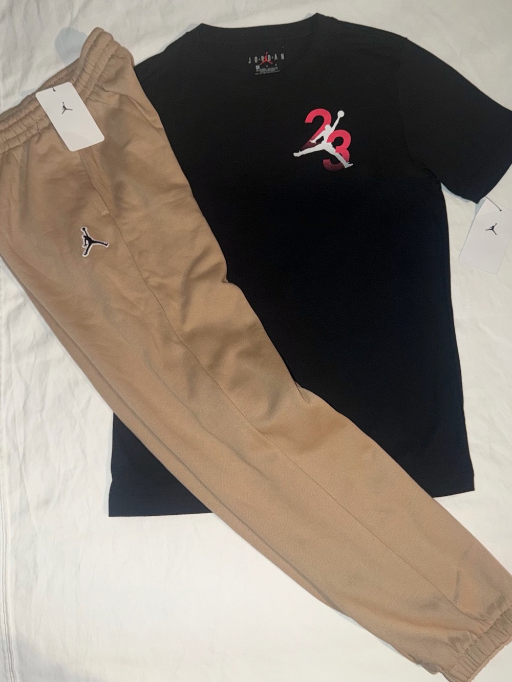 Jordan Boys Youth 2pc Jogger & Tee Set- Large